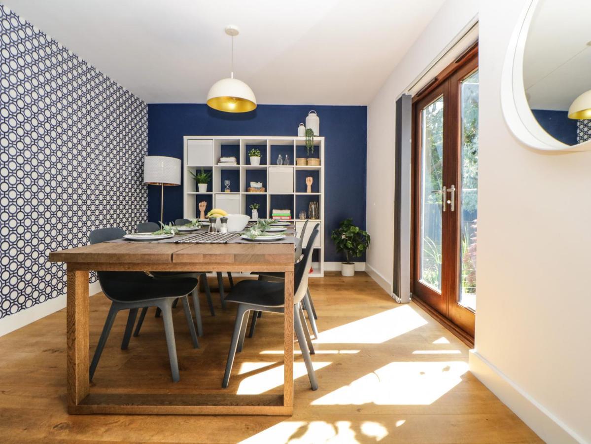 Iroko Villa Torpoint Eksteriør bilde