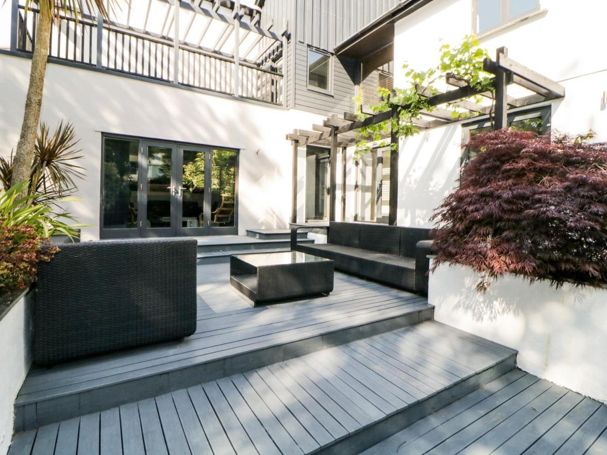 Iroko Villa Torpoint Eksteriør bilde
